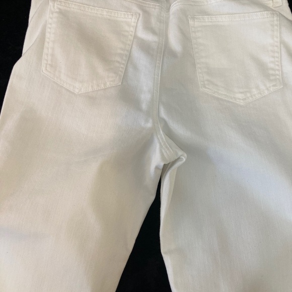 Chico’s So-Slimming girlfriend slim leg crop jeans - Picture 10 of 11